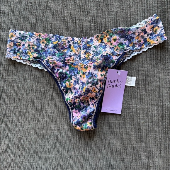NWT DKNY/Hanky Panky Colorful Patterned Thongs Set of 5, XL (hanky panky is OS) - Picture 3 of 5